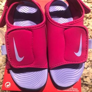 2️⃣ NWT Nike Sunray Sandals 10c no box